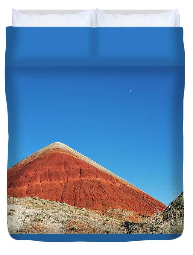 Scenics Duvet Cover featuring the photograph Painted Hills Desert With Quarter Moon by Sasha Weleber