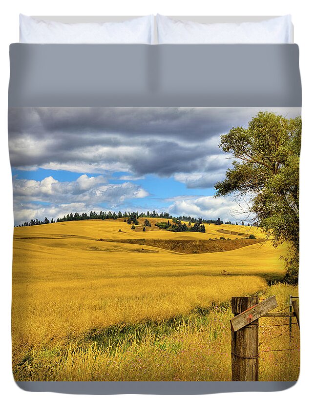 Palouse Fields Duvet Cover featuring the photograph Palouse Fields by David Patterson