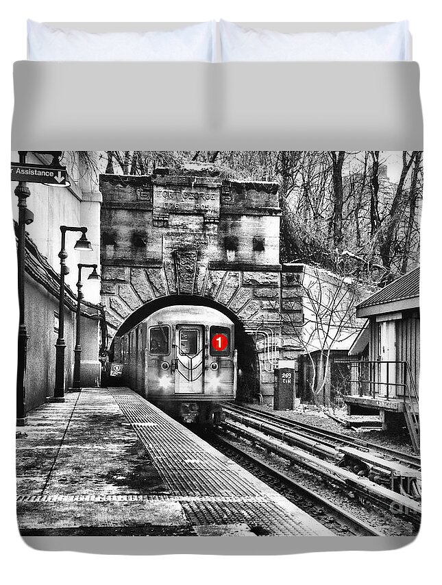 New York City Subway Duvet Cover featuring the photograph 1Scape No.2 by Steve Ember