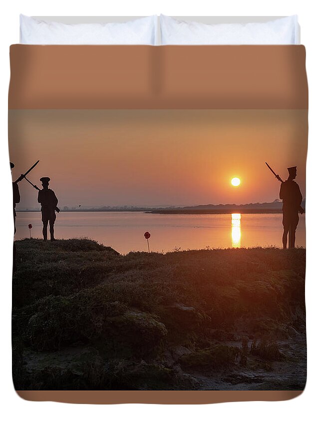 East Mersea Duvet Cover featuring the photograph Mersea Island silhouettes #5 by Gary Eason