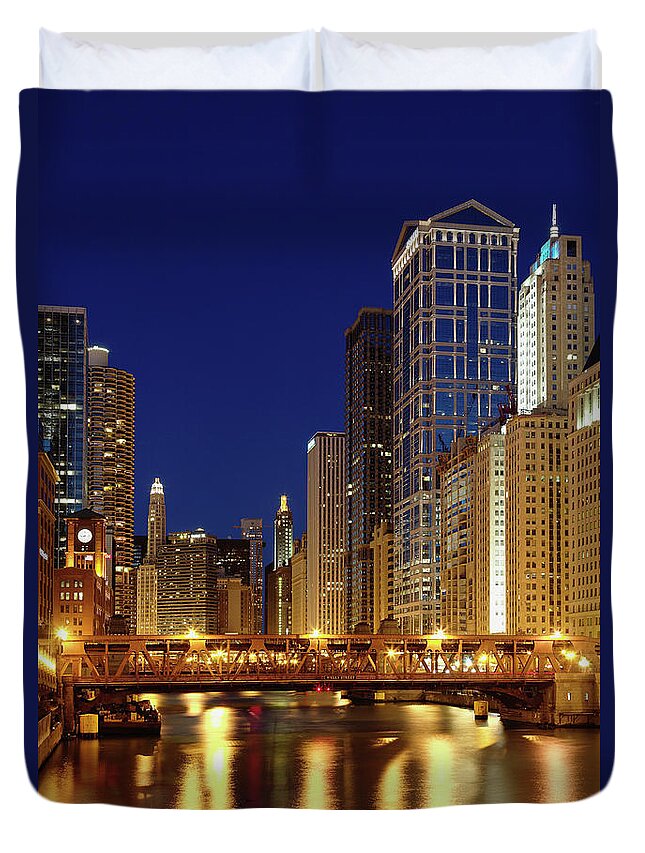 Chicago River Duvet Cover featuring the photograph Chicago, Il #6 by Adam Jones