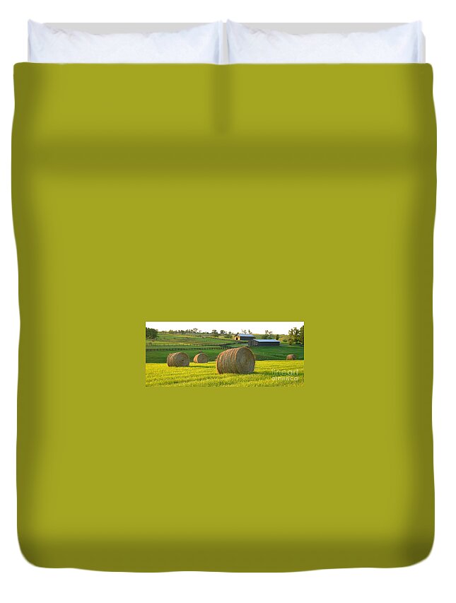Kentucky Duvet Cover featuring the photograph Dusk In The Bluegrass by Randall Dill