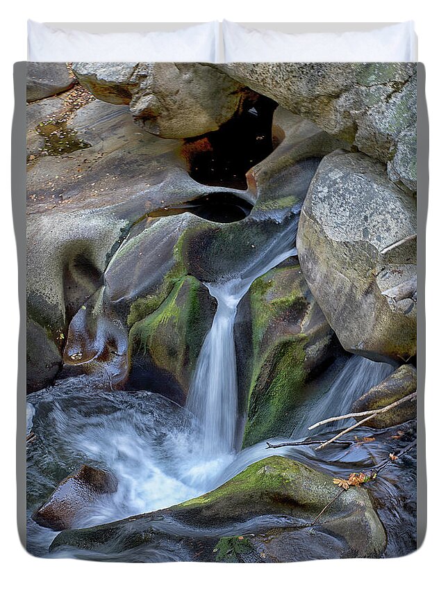 Deer Creek Duvet Cover featuring the photograph A Little Pour by Tom Kelly