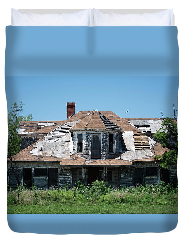 Abandoned Duvet Cover featuring the photograph Abandoned Mansion by Patrick Nowotny