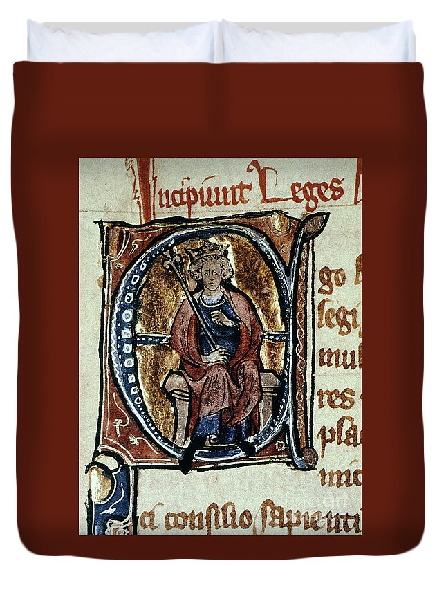 9th Century Duvet Cover featuring the photograph Alfred The Great by Granger