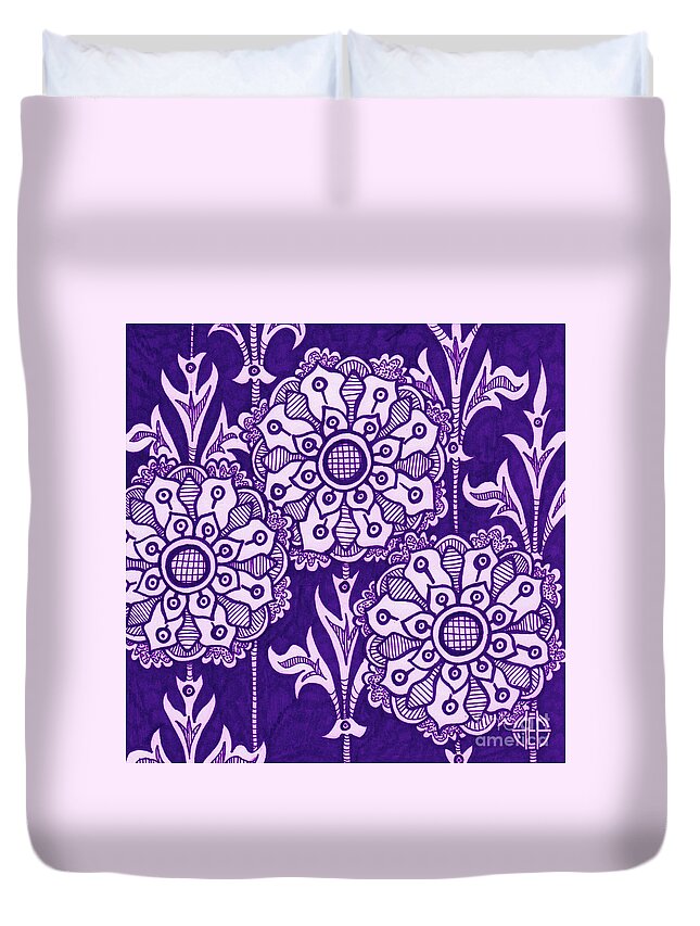 Boho Duvet Cover featuring the drawing Alien Bloom 1 by Amy E Fraser