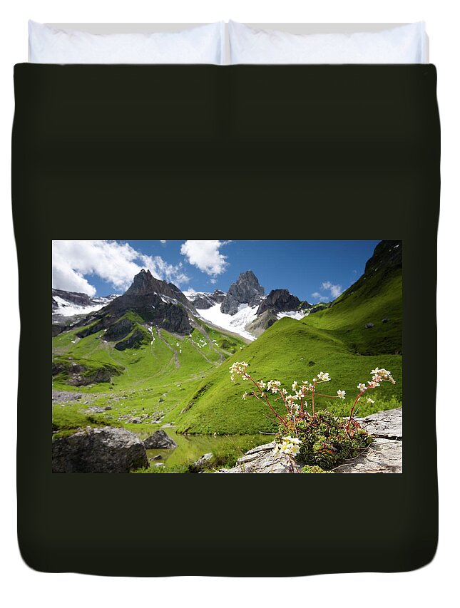 Scenics Duvet Cover featuring the photograph Alpin Lake Fallenbach In Tirol - Austria by Wingmar