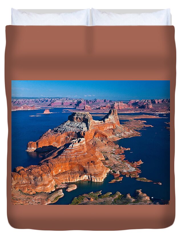 Tranquility Duvet Cover featuring the photograph Alstrom Point, Lake Powell by Gleb Tarro