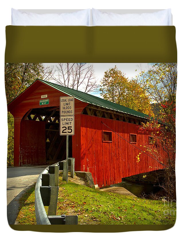 Arlington Green Covered Bridge Duvet Cover featuring the photograph Approaching The West Arlington Covere Bridge by Adam Jewell