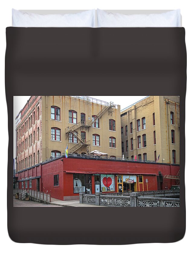 Architechture Duvet Cover featuring the photograph Architechtural Hues by George Taylor