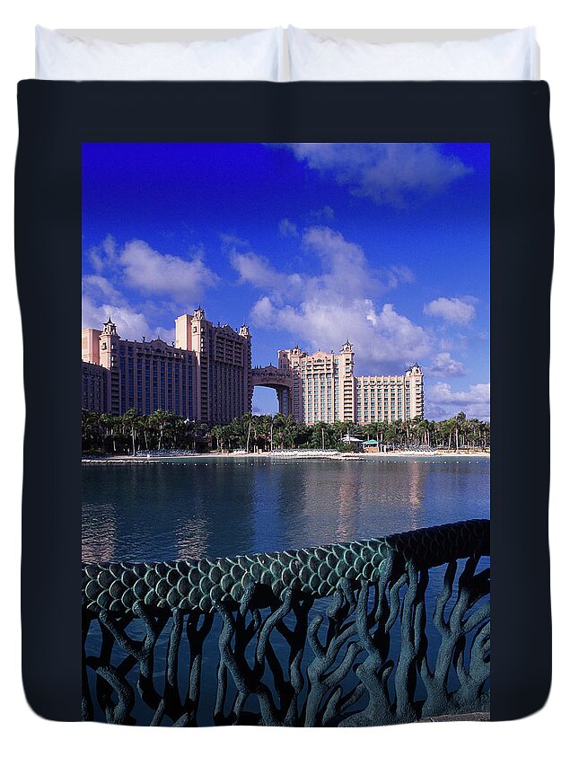 Seascape Duvet Cover featuring the photograph Atlantis Resort, Paradise Island by Buena Vista Images