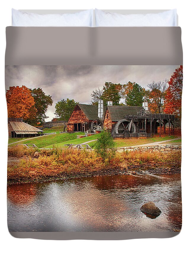 Saugus Autumn Duvet Cover featuring the photograph Autumn Foliage on the Saugus River by Jeff Folger