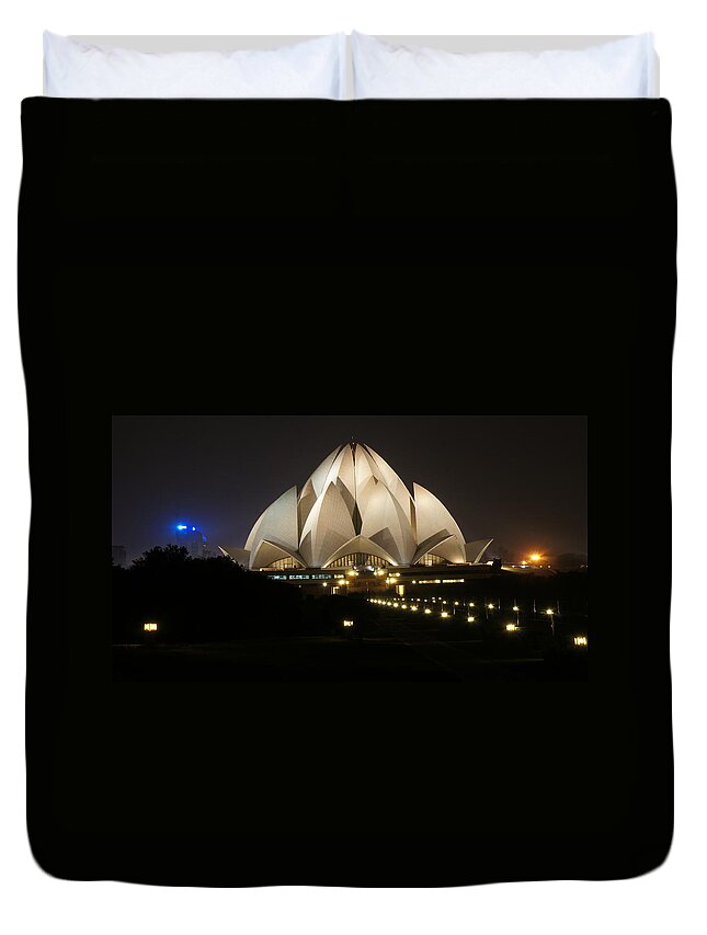 Tranquility Duvet Cover featuring the photograph Bahai House Of Worship, Delhi by Sunil Gag