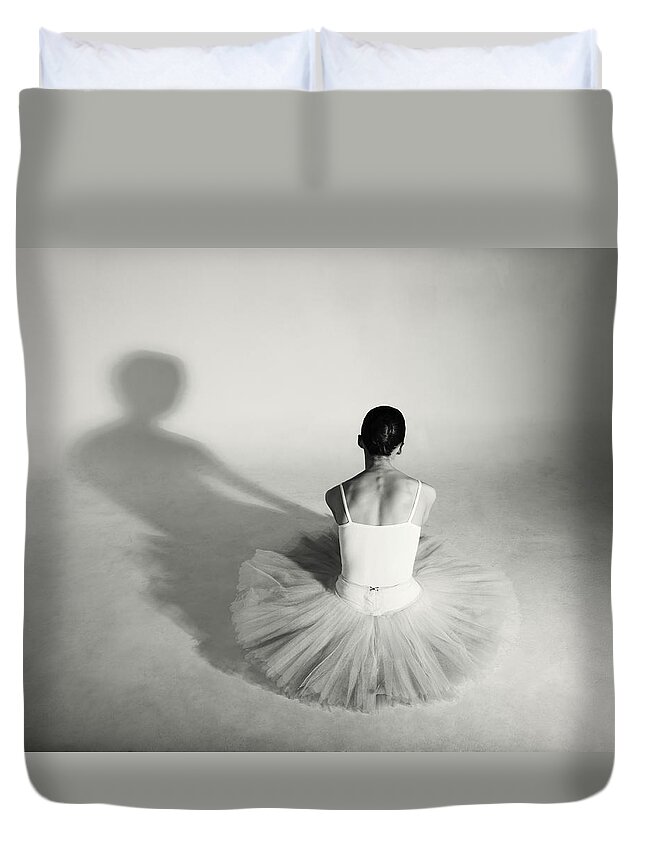 Ballet Dancer Duvet Cover featuring the photograph Ballet Dancer In Tutu by Lambada
