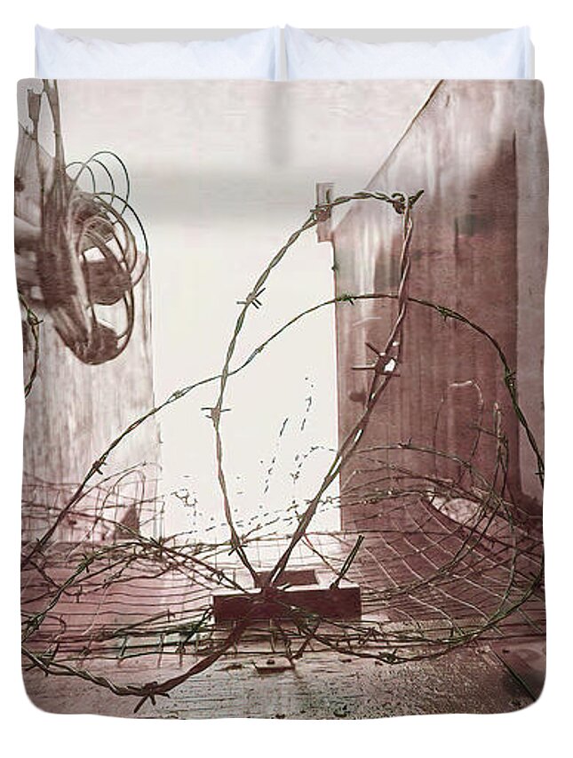 Seattle Duvet Cover featuring the photograph Barbed Wire in the City by Cathy Anderson