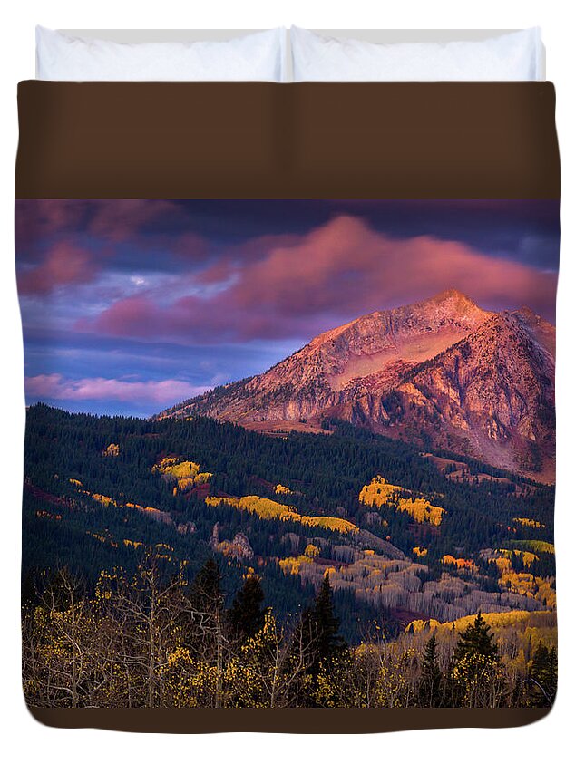 America Duvet Cover featuring the photograph Beckwith At Sunrise by John De Bord