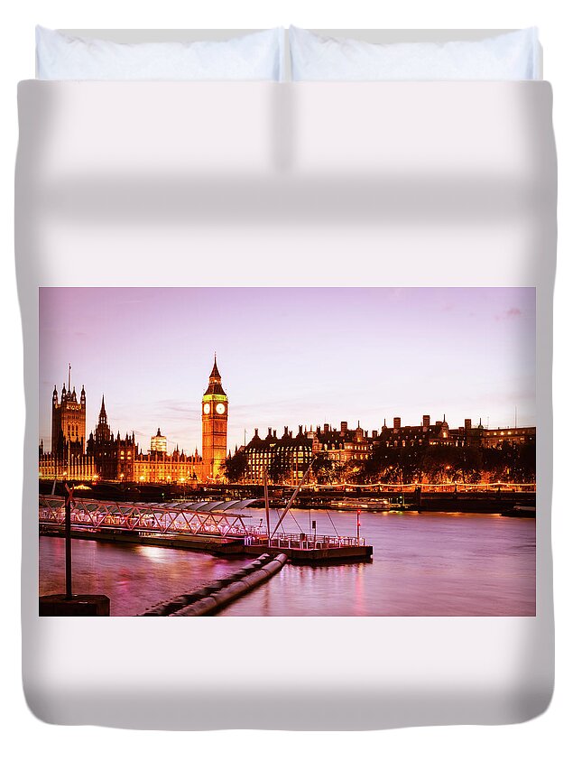 Clock Tower Duvet Cover featuring the photograph Big Ben In London by Filippobacci