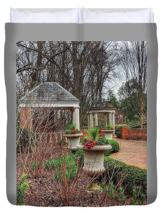 Winter Garden Duvet Cover featuring the photograph Bits of Green by Portia Olaughlin