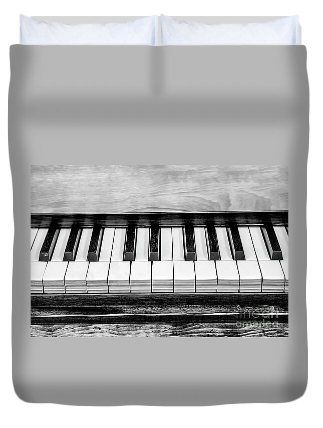 Black And White Duvet Cover featuring the photograph Black and White Piano by Elisabeth Lucas