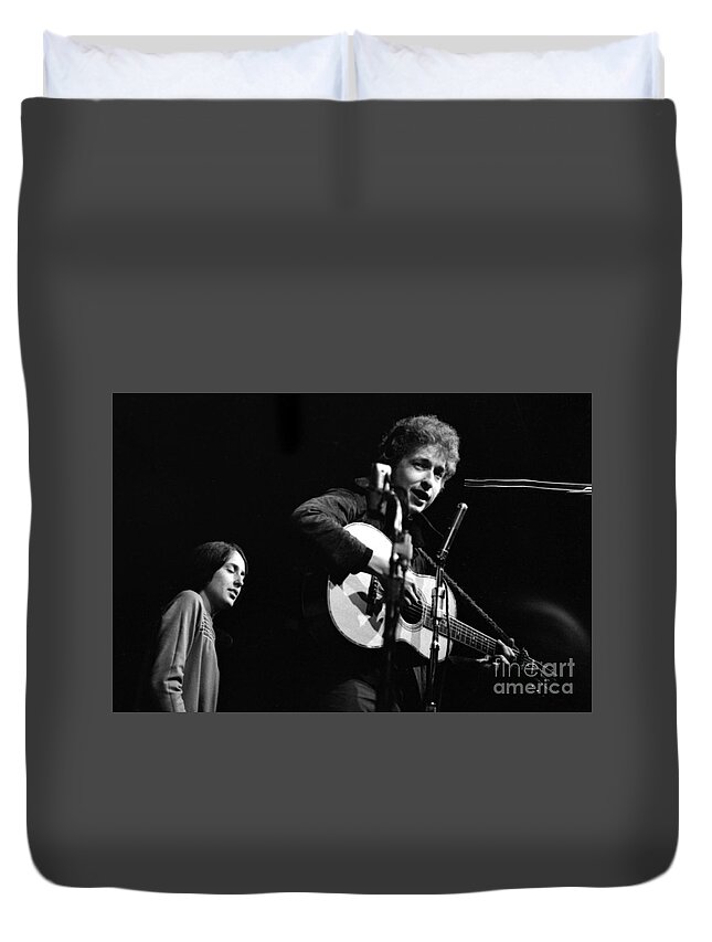 Bob Dyan Duvet Cover featuring the photograph Bob Dylan and Joan Baez by Dave Allen