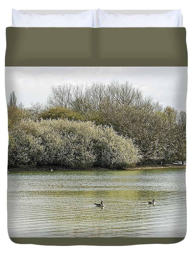 Color Duvet Cover featuring the photograph Branston Water Park Scene #1 by Rod Johnson