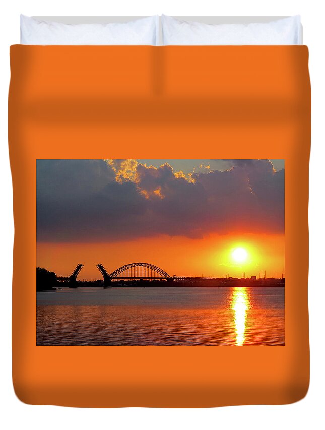 Sunset Duvet Cover featuring the photograph Bridge Opening at Sunset by Linda Stern