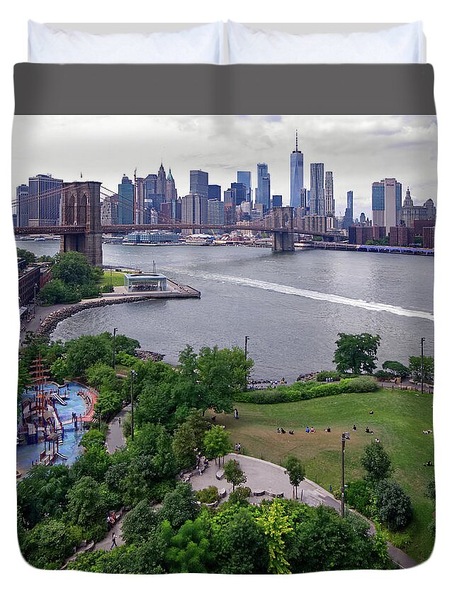 Brooklyn Bridge Park Duvet Cover featuring the photograph Brooklyn Bridge Park by S Paul Sahm