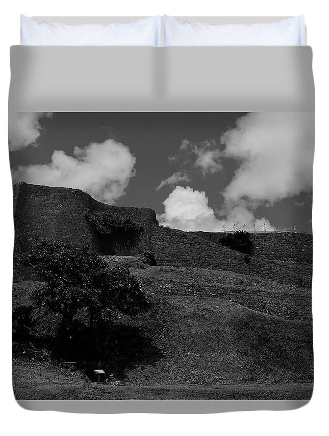 Castle Duvet Cover featuring the photograph BW - Ruins of Greatness by Eric Hafner
