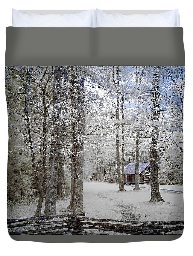 Smoky Mountain National Park Duvet Cover featuring the photograph Cabin in the Smoky's II by Jon Glaser