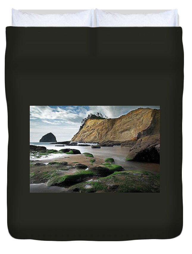 Tranquility Duvet Cover featuring the photograph Cape Kiwanda And Haystack Rock by David Wang Photography