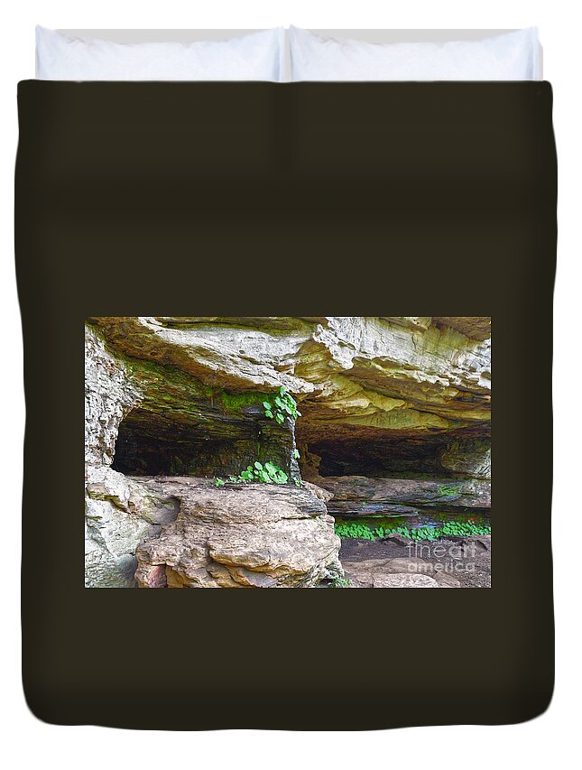 Tennessee Duvet Cover featuring the photograph Caves In A Cliff by Phil Perkins
