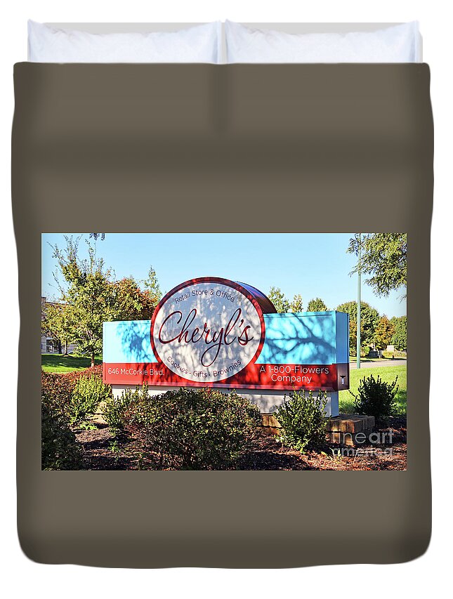 Cheryl's Cookies Duvet Cover featuring the photograph Cheryls Cookies Sign 4758 by Jack Schultz