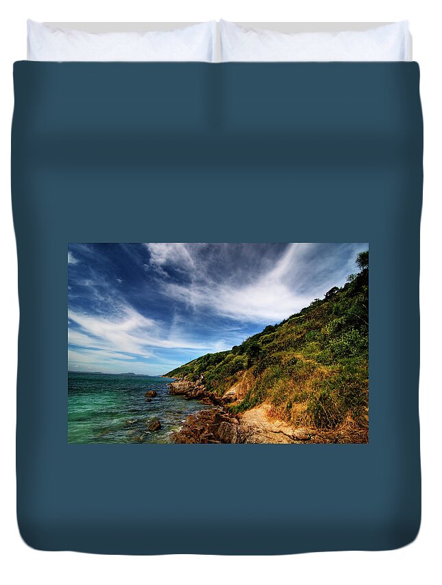 Scenics Duvet Cover featuring the photograph Coastline II by Luiz Ae Soares