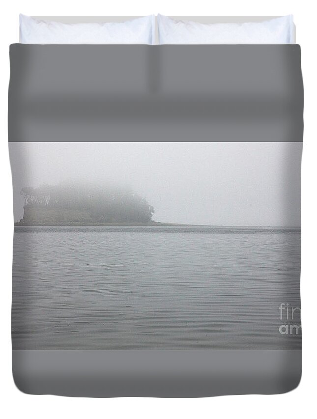 Cutts Island Duvet Cover featuring the photograph Cutts Island State Park by Richard Lynch