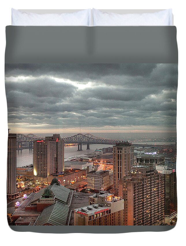 Dawn Duvet Cover featuring the photograph Dawn by Larrybraunphotography.com