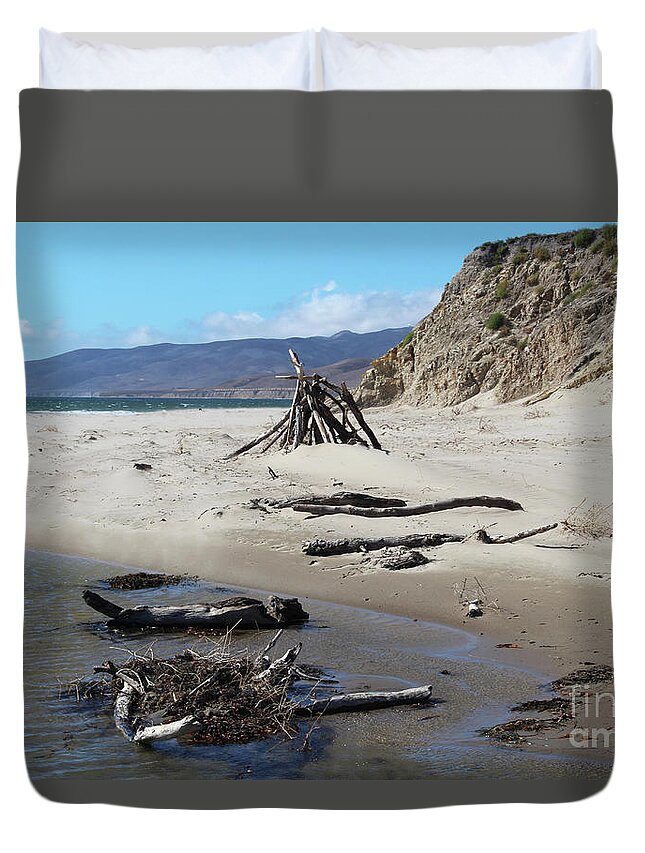 Beach Duvet Cover featuring the photograph Driftwood by Katherine Erickson
