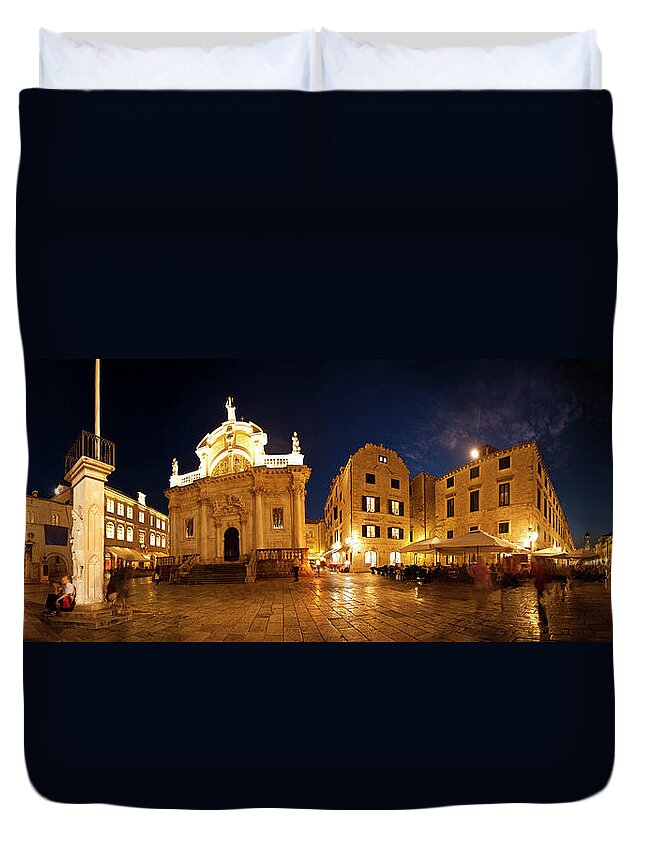 People Duvet Cover featuring the photograph Dubrovnik by Ugurhan