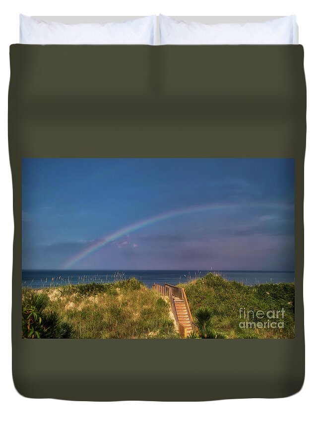 Ocean Duvet Cover featuring the photograph End Of A Perfect Day by Lois Bryan