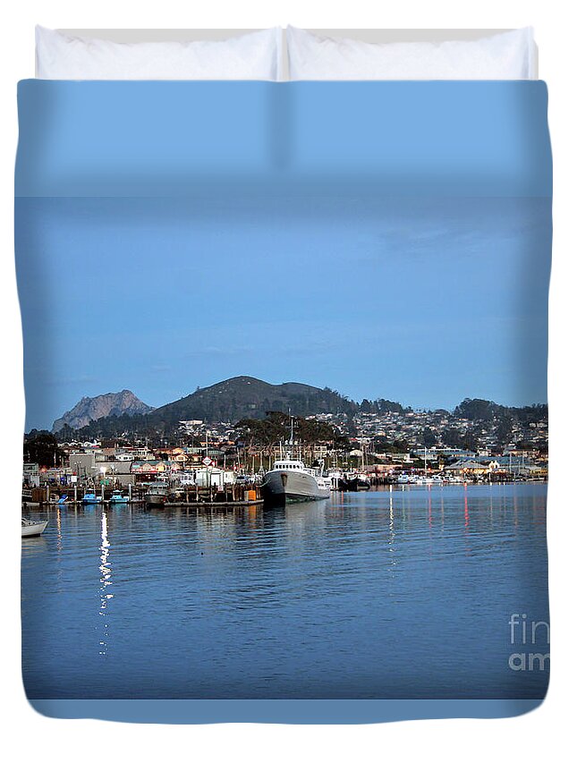 Morro Bay Duvet Cover featuring the photograph Evening in Morro Bay by Michael Rock