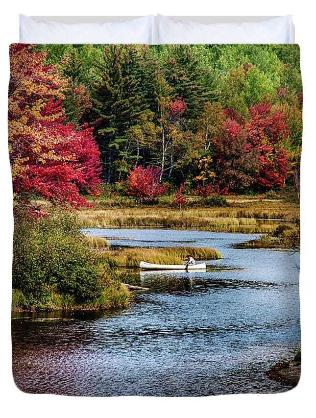 Landscape Duvet Cover featuring the photograph Fall colors in Baxter State Park by Jeff Folger