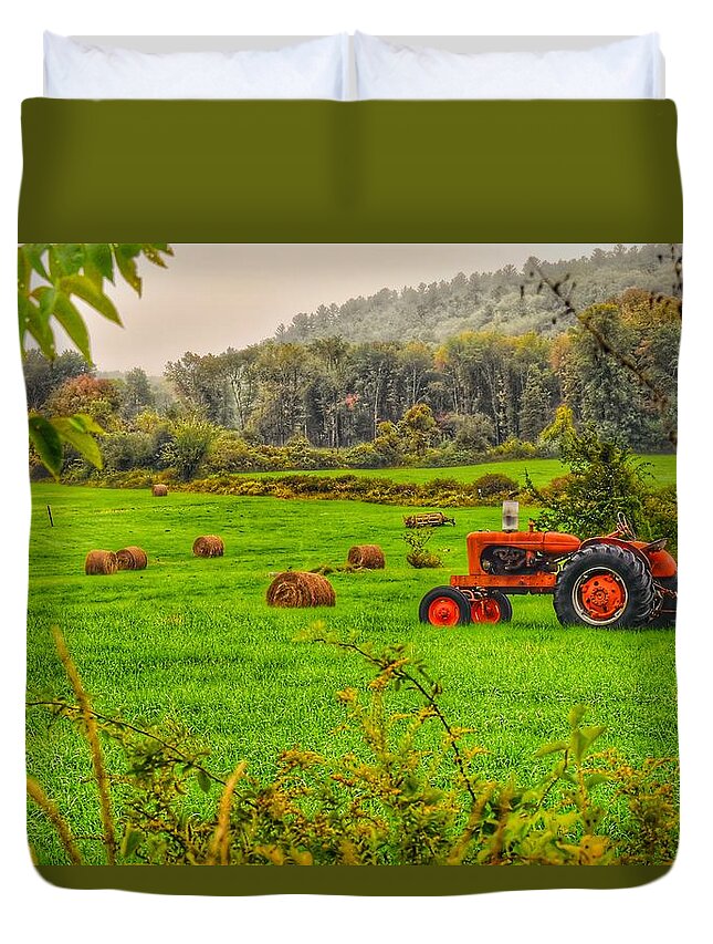 Landscape Duvet Cover featuring the photograph Fall day in New England by Monika Salvan