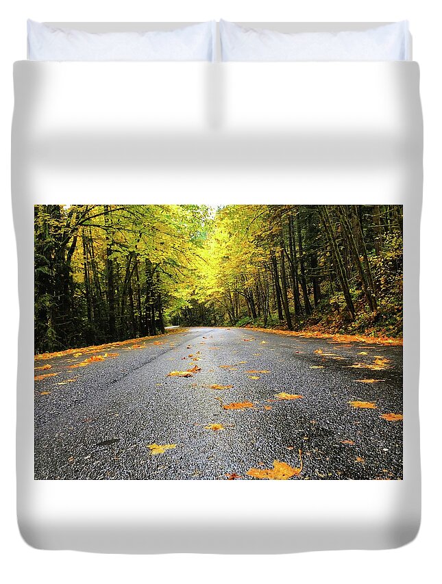 The Bright Yellows On The Fall Drive Were Stunning! Duvet Cover featuring the photograph Fall Drive by Brian Eberly