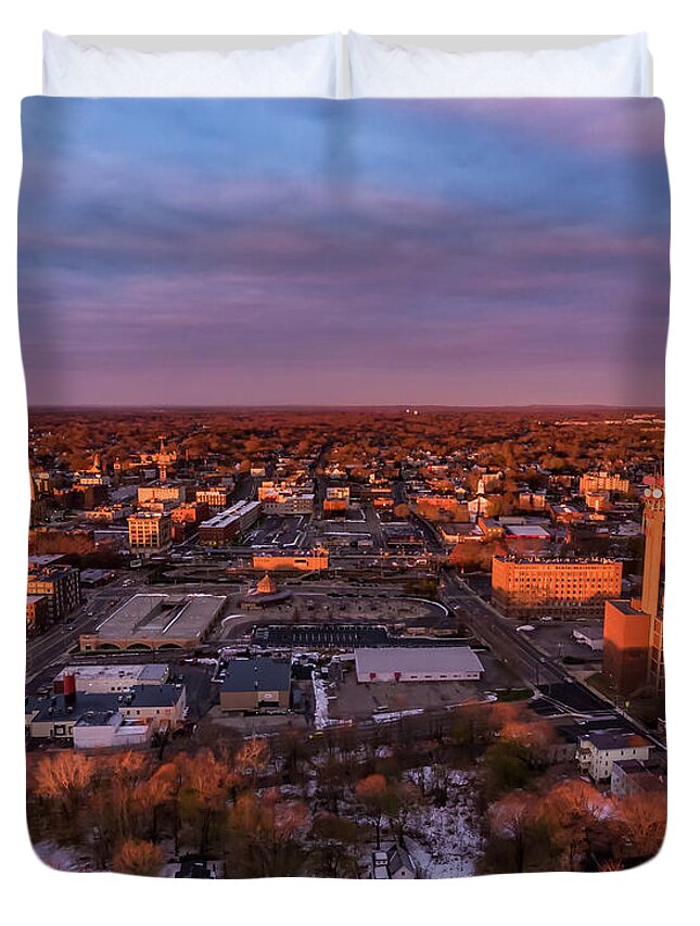 City Duvet Cover featuring the photograph Fall Morning by William Bretton