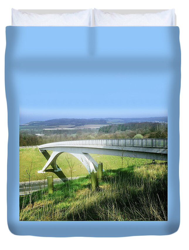 Arch Duvet Cover featuring the photograph Footpath by Kodachrome25