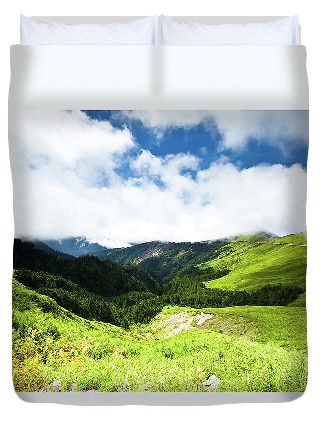 Tranquility Duvet Cover featuring the photograph Grass Covered Hehuan Range by Wan Ru Chen