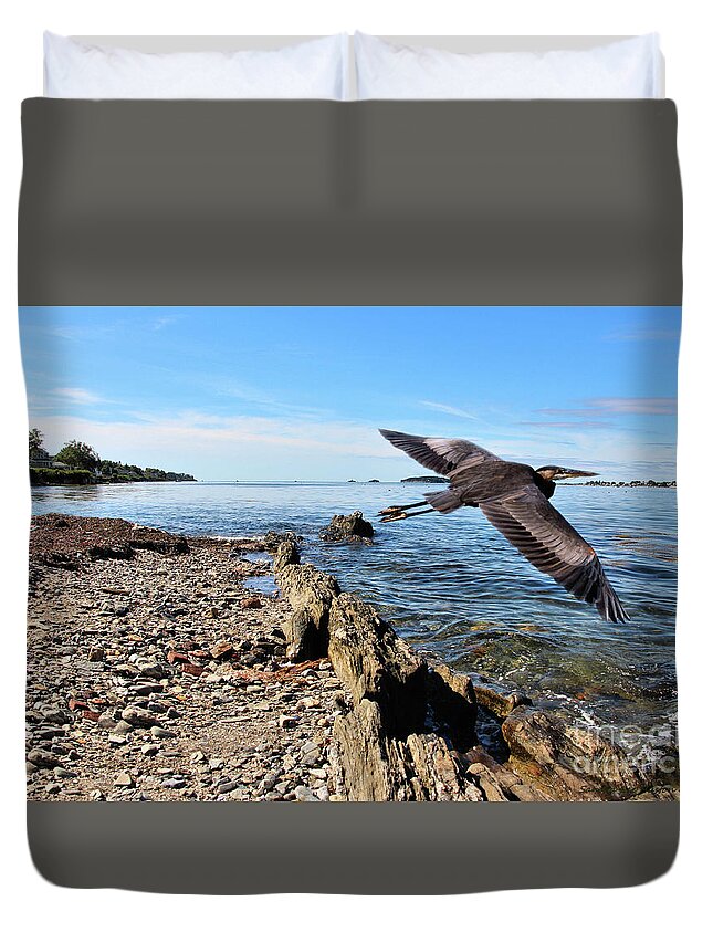 Seascape Duvet Cover featuring the photograph Great Blue Heron At Bailey Island by Sandra Huston