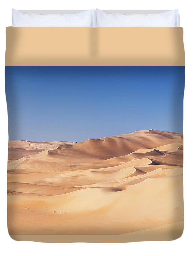 Curve Duvet Cover featuring the photograph Great Sand Sea, Sahara Desert, Africa by Hadynyah