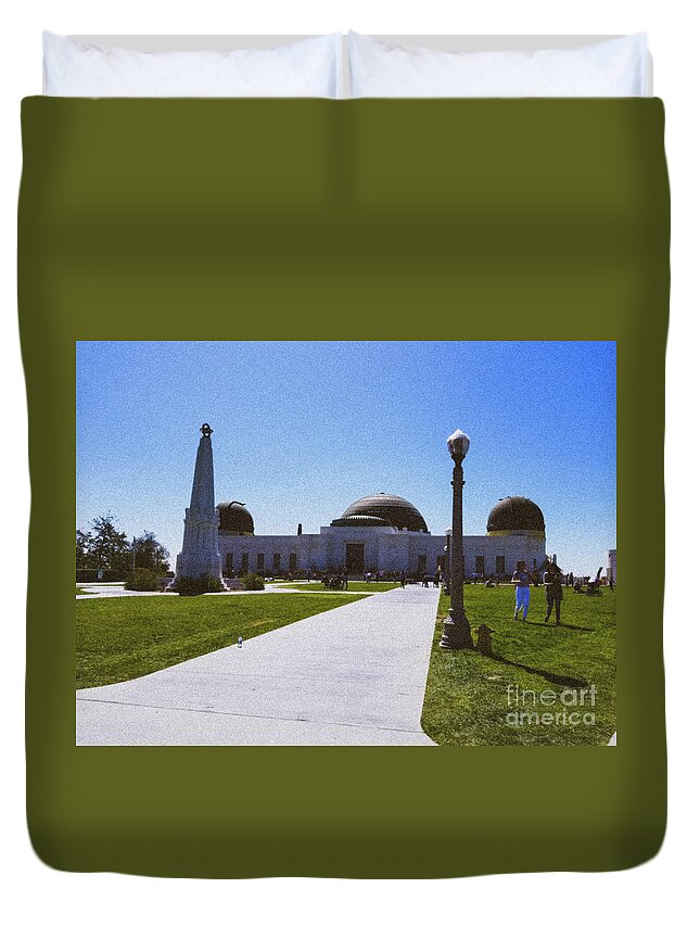 Los Angeles Duvet Cover featuring the photograph Griffith Observatory by Elizabeth M