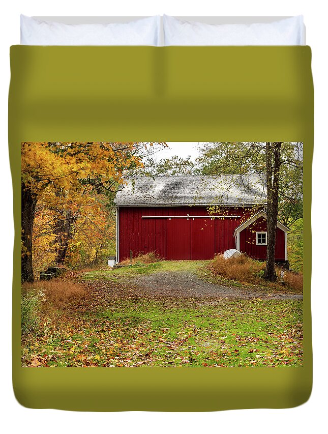 Fall Duvet Cover featuring the photograph Landscape Photography - Barn by Amelia Pearn