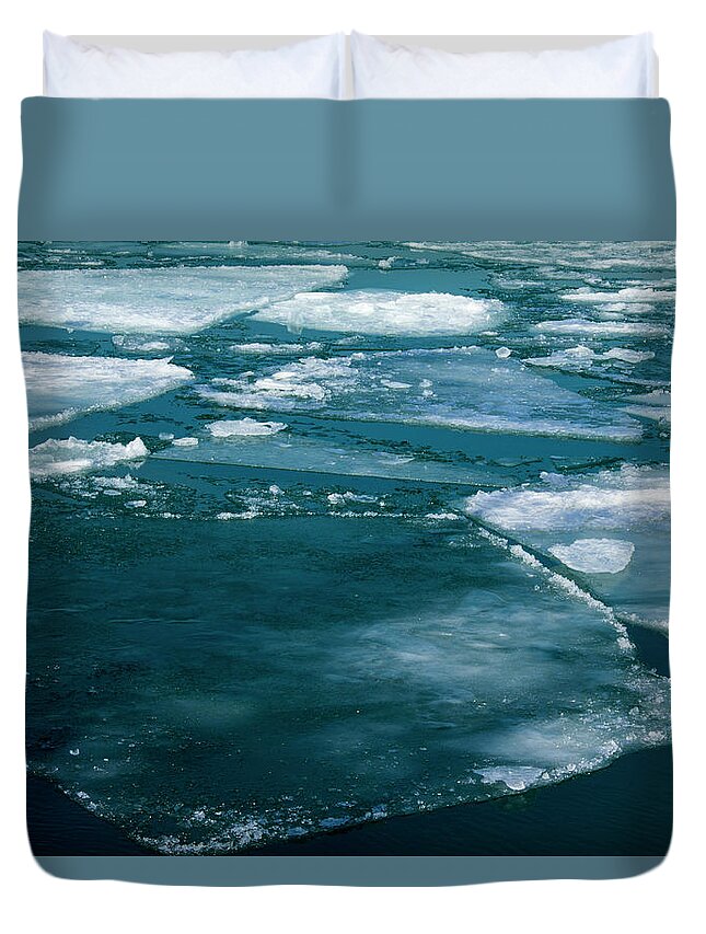 Ice Duvet Cover featuring the photograph Ice 2 by Stuart Manning